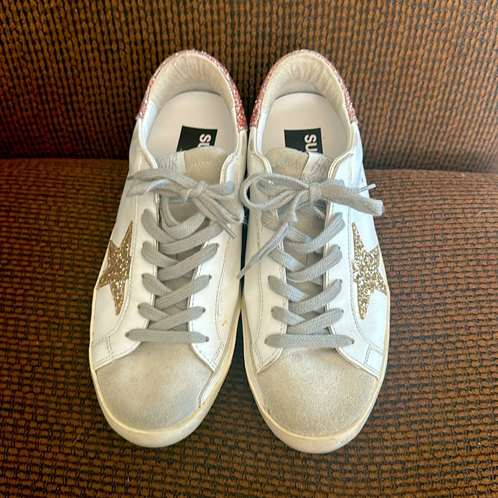 GoldencoutureDesign Women's Sneakers - White and Gold